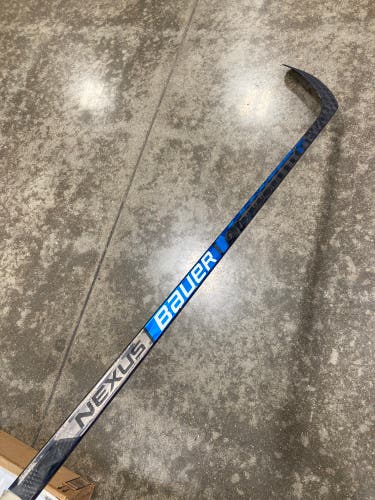 Senior Bauer Nexus 2N Pro Hockey Stick Right Handed P92 102 Flex Pro Stock (Used)