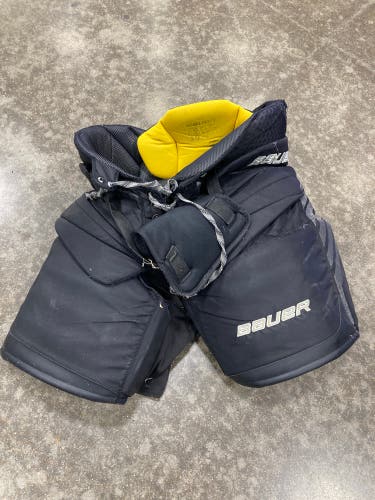 Black Senior Medium Bauer TotalOne NXG 1 Hockey Goalie Pants (Used)