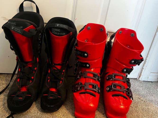 Mondo 24 & 24.5 Kid's Atomic Redster Ti 130 Racing Ski Boots Stiff Flex (Used)