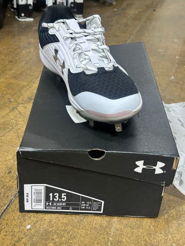 Men’s Under Armour Yard MT Metal Baseball Cleats Size 13.5 (New)