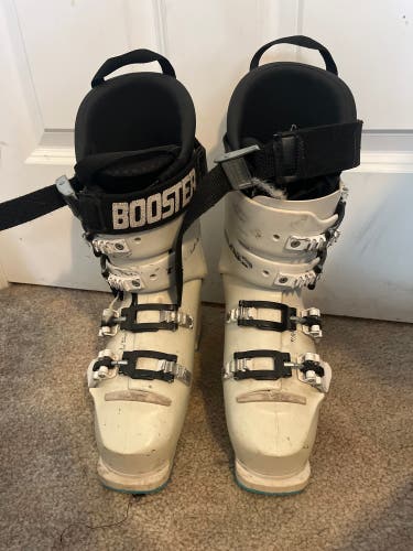 Mondo 24 & 24.5 Kid's HEAD Raptor WCR Racing Ski Boots Soft Flex (Used)