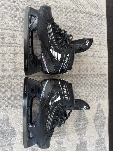 2024 True Catalyst 9x4 Hockey Goalie Skates Regular Width Pro Stock 8.5 (Used)