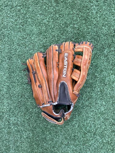 13" RH Easton Stealth Tourney Softball Glove