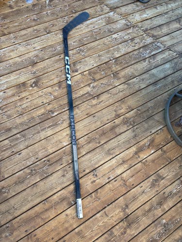 Intermediate CCM Ribcor Trigger 8 Pro Right Handed Hockey Stick P29 60 Flex Pro Stock (New)