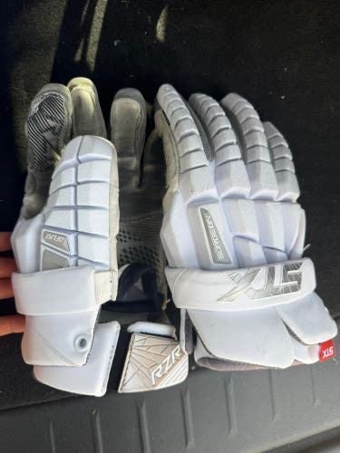 STX Surgeon RZR Lacrosse Gloves (Used)