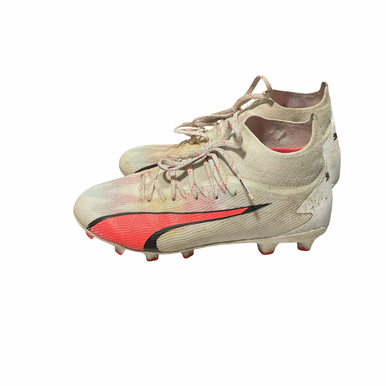 Used Puma Soccer Cleats White Junior 02.5 11834-s000051986