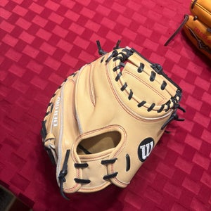 Wilson A2000 RH Catcher's Baseball Glove 33" (New)