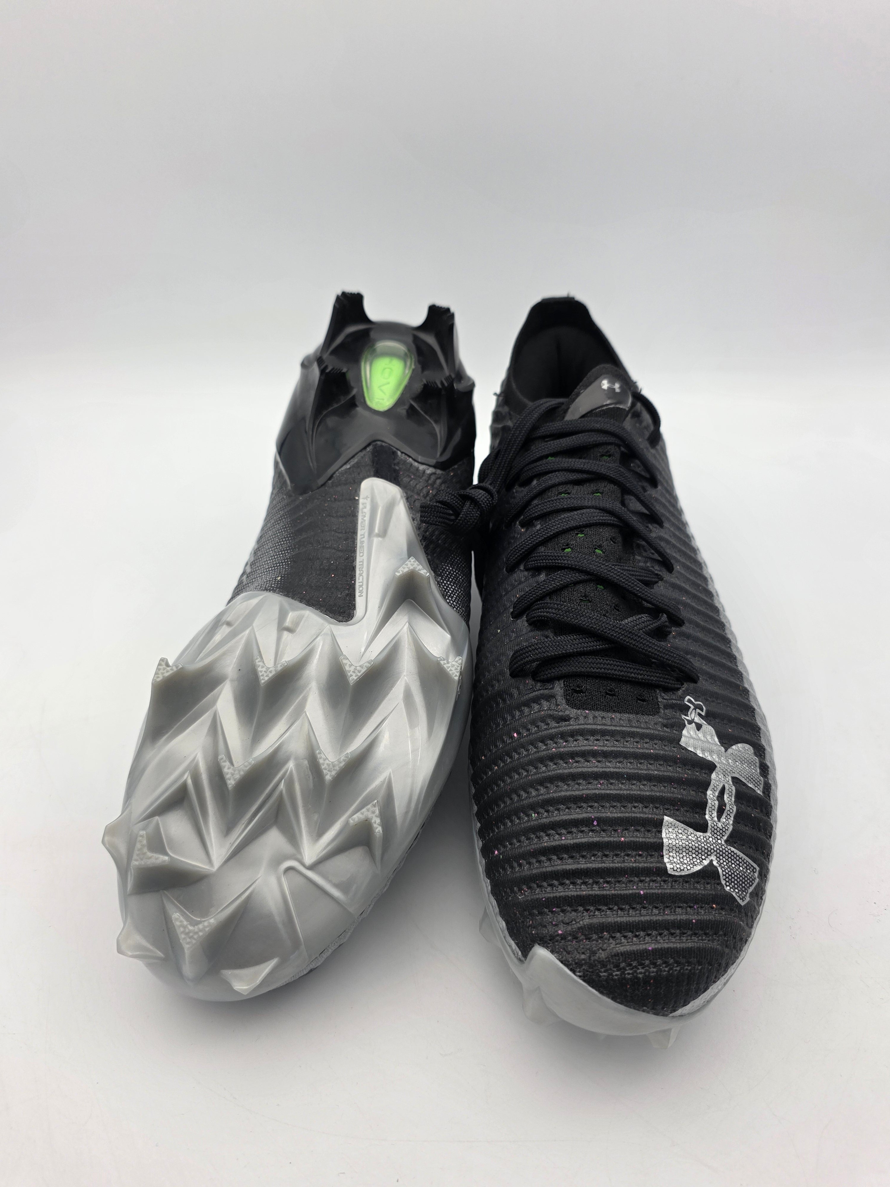 10.5 Under Armour Highlights (black) | SidelineSwap | Buy and Sell