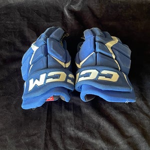 CCM JetSpeed FT680 Gloves 11" (Used)