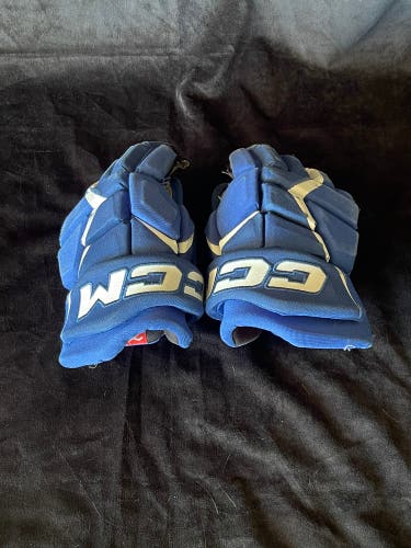 CCM JetSpeed FT680 Gloves 11" (Used)