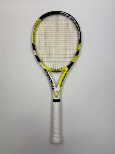 Babolat Aeropro Drive Cortex, 4 3/8 Excellent 9/10