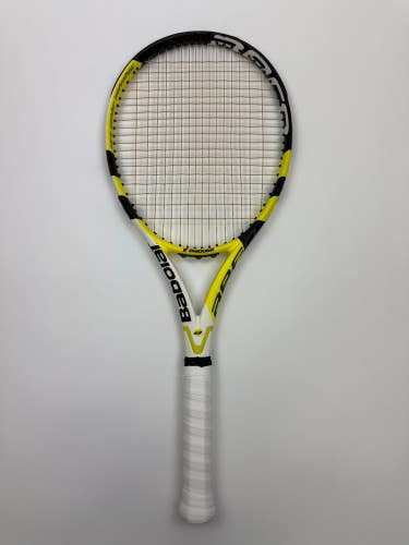 Babolat Aeropro Drive Cortex, 4 3/8 Excellent 9/10