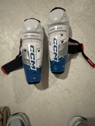 Junior CCM Next 11" Shin Pads (Used)
