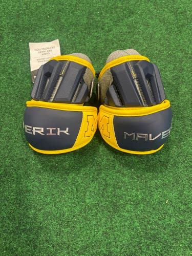 Michigan Maverik Max Arm Pads (New) | Large