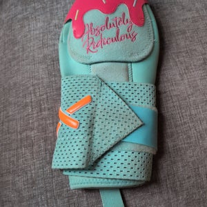 Blue Junior Sliding Mitt (Used)