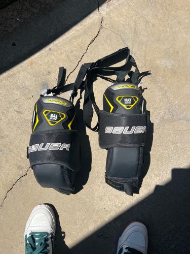 Bauer Supreme knee pads (SR)