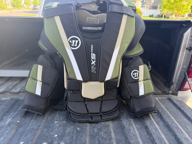 Warrior Ritual X5 Pro Goalie Chest Protector