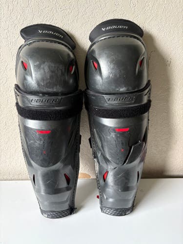 Senior Bauer Vapor 3X Pro 16" Shin Pads (Used)
