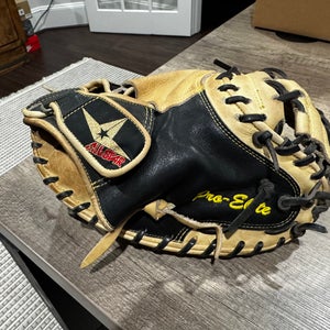 All Star CM3000XSBT Pro Elite RH Catcher's Glove 32" (Used)