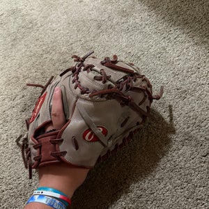 Rawlings Gold Glove Elite RH Catcher's Baseball Glove 32" (Used)