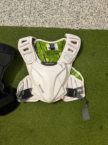 Large Adult Maverik M6 Shoulder Pads (New)