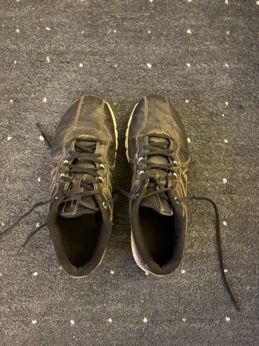 Men's Size M 10.0 (W 11.0) Nike Golf Shoes (Used)