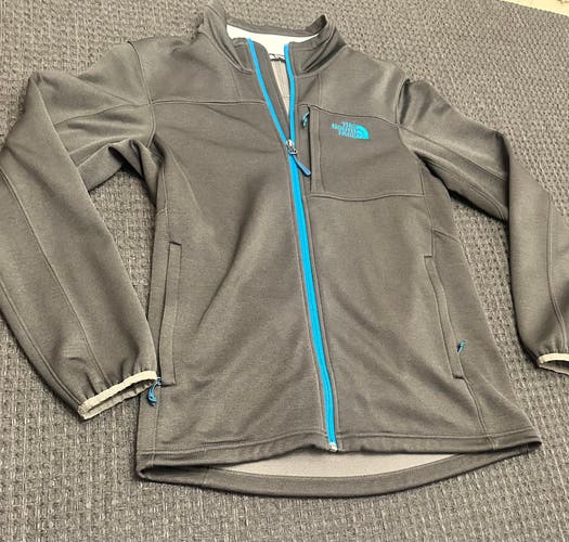 Black Men's Small The North Face Jacket (Used)