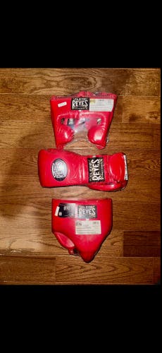 Cleto Reyes Sparring Set Classic red