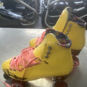 Used Moxi Senior Rec Fitness Skates Yellow Senior 10 11497-c000158515
