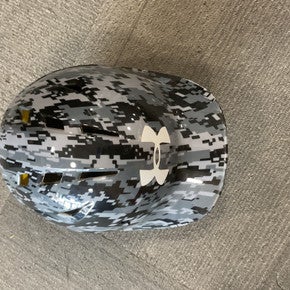 Used Under Armour Digital Camo Batting Helmet No Mask White And Navy Blue Md 11614-s000237769