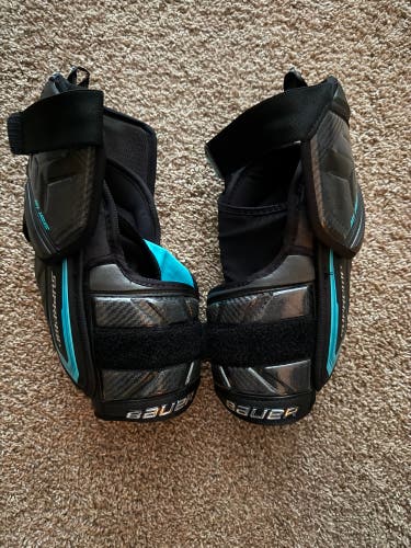Senior Large Bauer Supreme FUSE Elbow Pads (Used*)