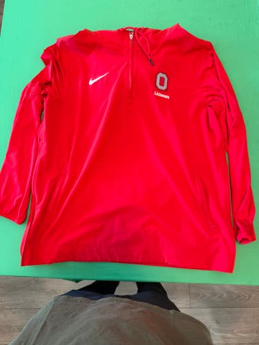 Red Adult Unisex Large/Extra Large Nike Jacket (Used)