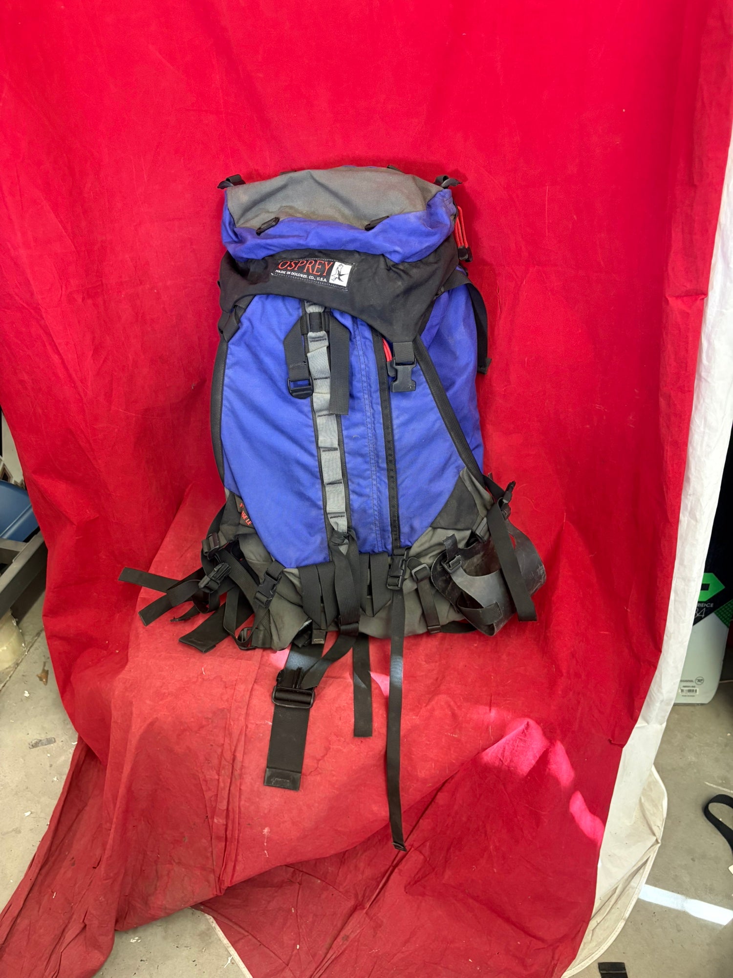 osprey bags made in usa Transporter 65L Lightweight Travel Duffel Bag Within seconds the lightweight backpack can be stuffed away into its own carry case Osprey Packs - Cortez, CO