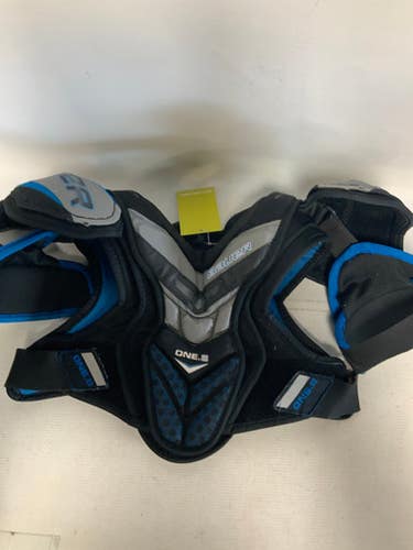 Used Bauer One.8 Junior Shoulder Pads Md 11823-s000039585