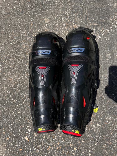 Senior Bauer Vapor 3X 16" Shin Pads (New)