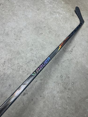 87 Flex P28 Senior Bauer Flylite Left Hand Hockey Stick NHL Pro Stock (New)