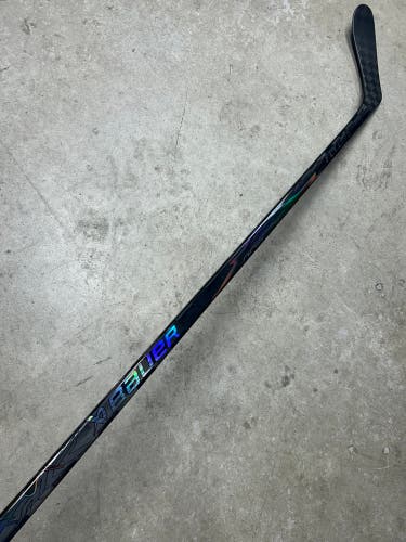 87 Flex P28 Senior Bauer Flylite Left Hand Hockey Stick NHL Pro Stock (New)
