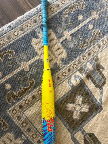 Victus Nova Lit USSSA Certified Bat (-5) 26 oz 31" (Used)