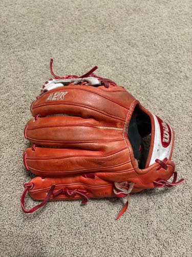 2024 Wilson A2K RH Infield Baseball Glove custom 11.5" (Used)
