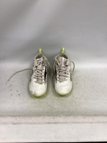Used New Balance Lax Cleats Boys White Junior 04 11851-s000041336