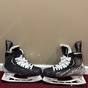 Bauer Vapor Hyperlite 2 Hockey Skates Regular Width Pro Stock 11 Item #PSBB11