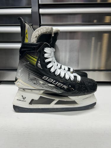 Bauer Vapor Hyperlite 2 Hockey Skates Size 7.5  FIT 1 272mm (Used) NHL Pro Stock