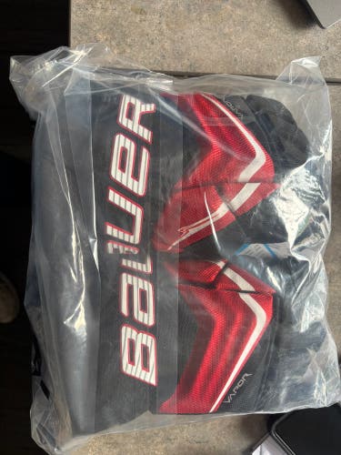 Bauer Vapor Flylite Gloves 14" red / black