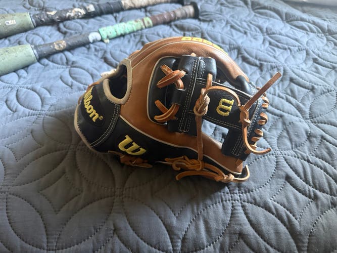 Wilson A2000 1786 RH Infield Baseball Glove 11.25" (Used)