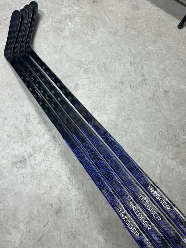 4 PACK 85 Flex P90TM CCM RibCor Trigger 7 Pro Right Hand Hockey Stick Pro Stock (New)
