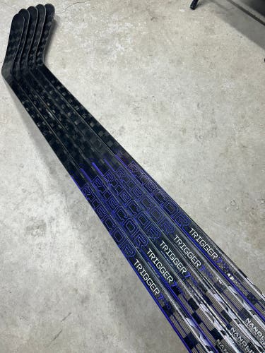 5 PACK 85 Flex P90TM CCM RibCor Trigger 7 Pro Right Hand Hockey Stick Pro Stock (New)