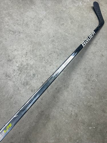82 Flex P92 Senior Bauer Vapor Hyperlite Left Hand Hockey Stick (New) Pro Stock