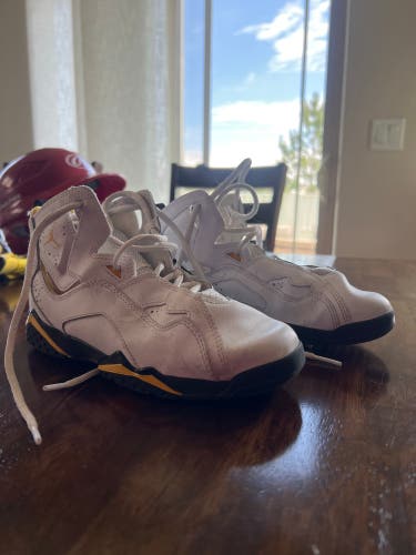 Men's 2Y (Big Kids / Youth) Air Jordan 11 Shoes (Used)