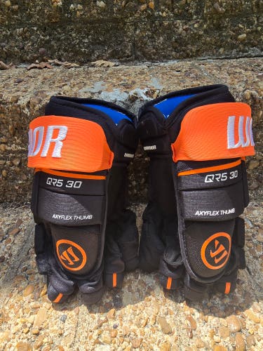 Warrior Covert QR5 30 Gloves 15" (Used)