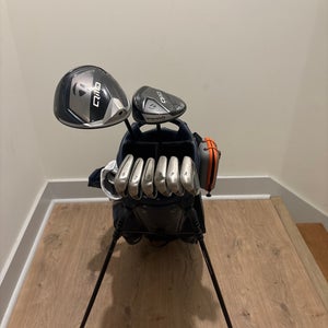 Mens RH 2022 Taylormade Stealth 2 irons ( graphite/6-A), 2024 Qi10 Driver and 3 Wood, 2024 56 & 60